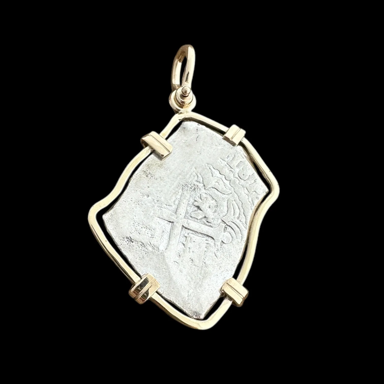 1715 Shipwreck Coin Pendant in 14k, Grade 1, 8 Reales #PC24-31971