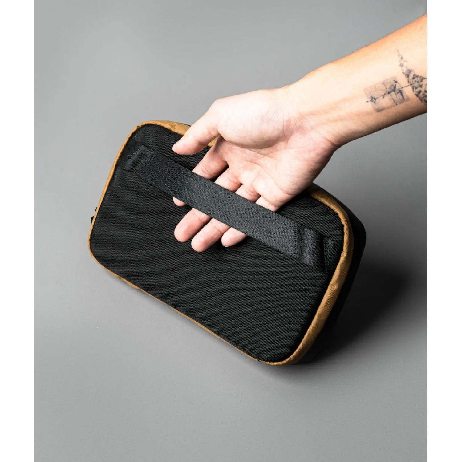ALPAKA Elements Tech Case Sling Mini X-Pac
