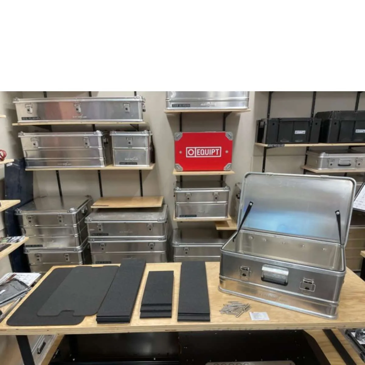 AluBox RuumX Case Divider System