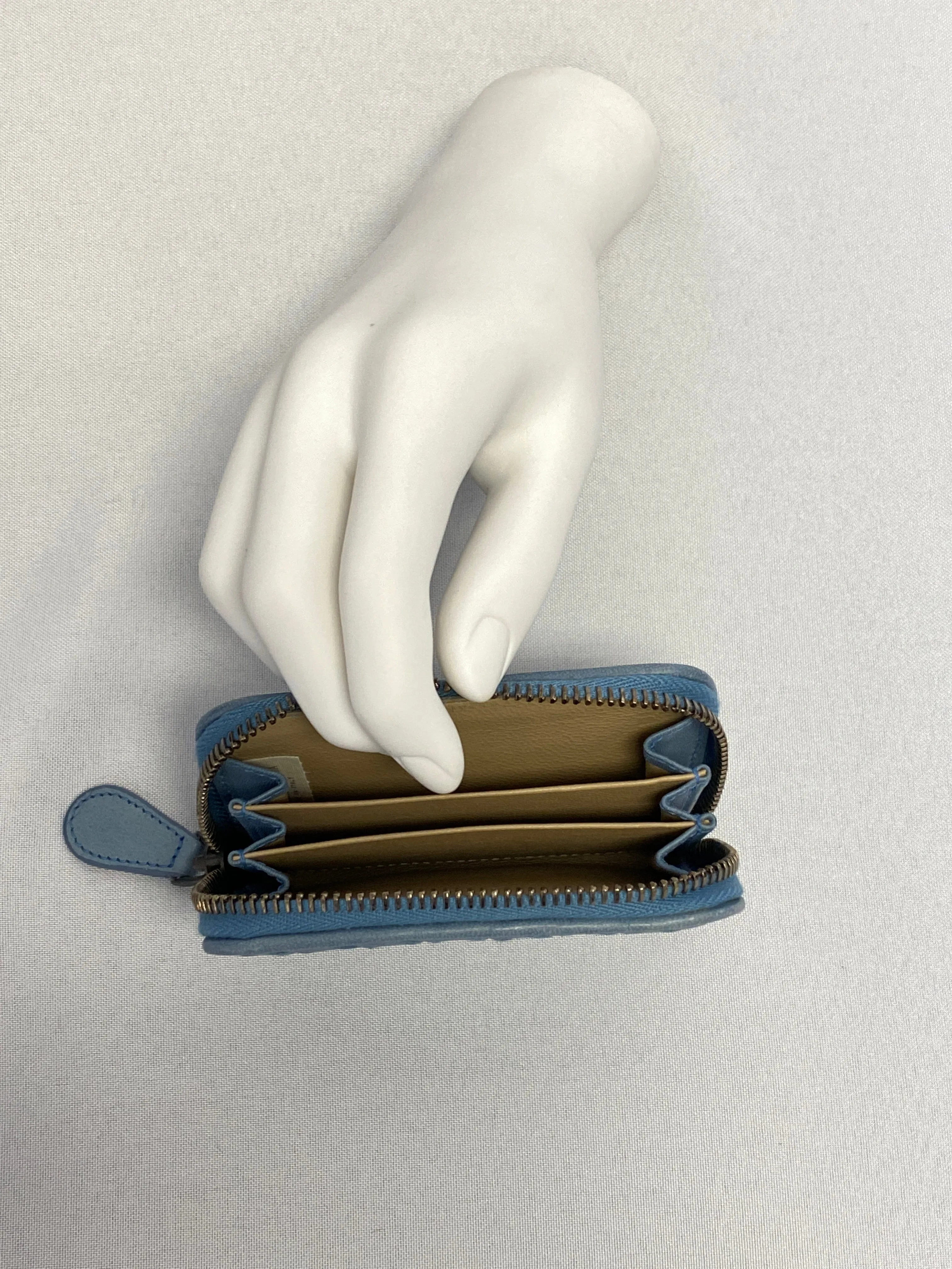 Bottega Veneta ZIP Pouch Card Case