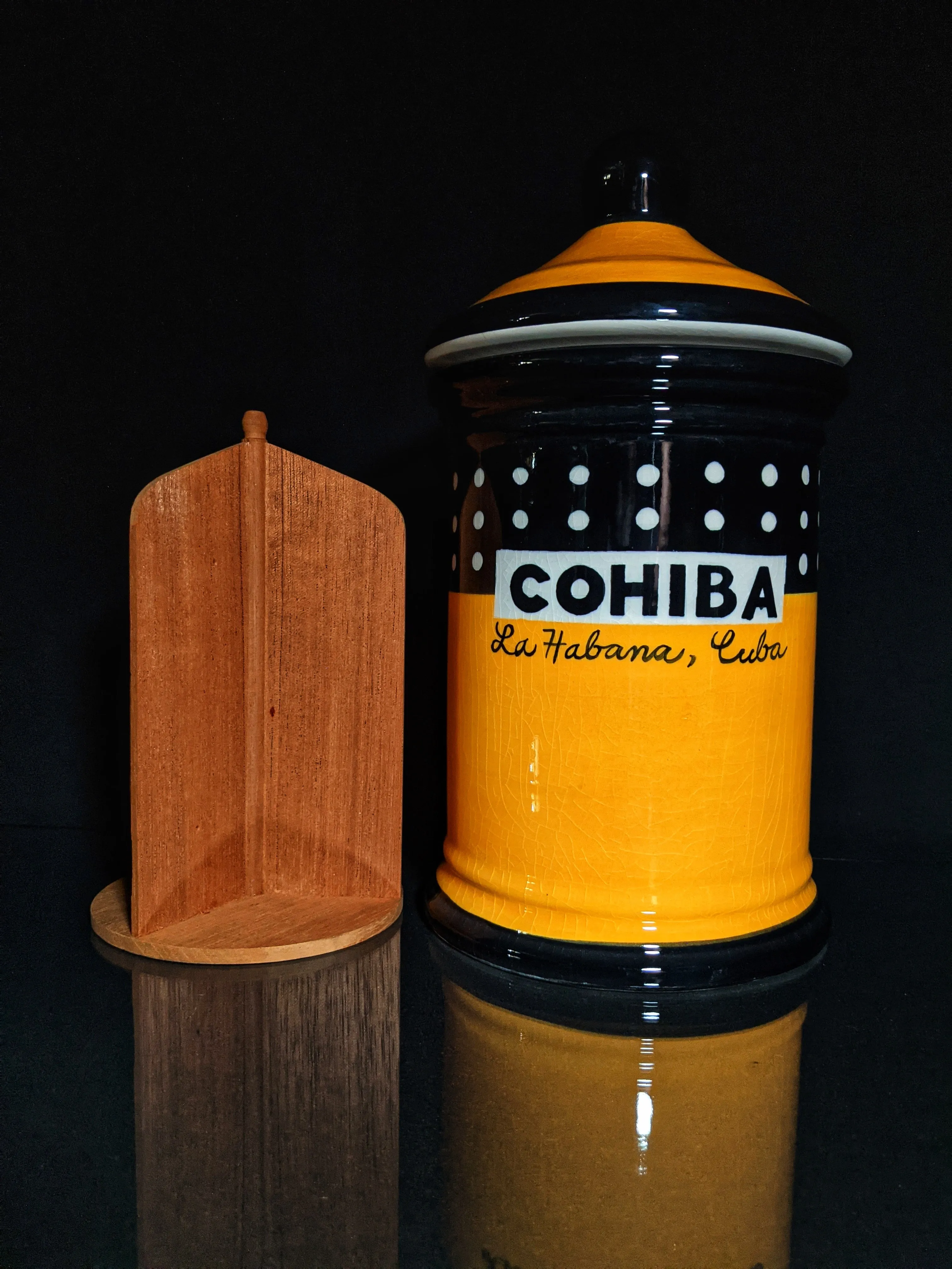 Cohiba Large Ceramic Humidor Jar