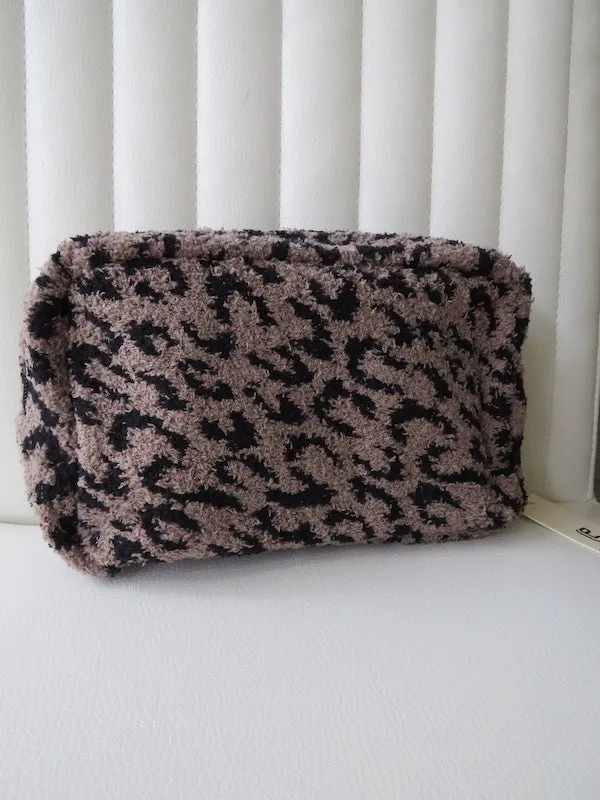 Comfort Pouches - Black Leopard