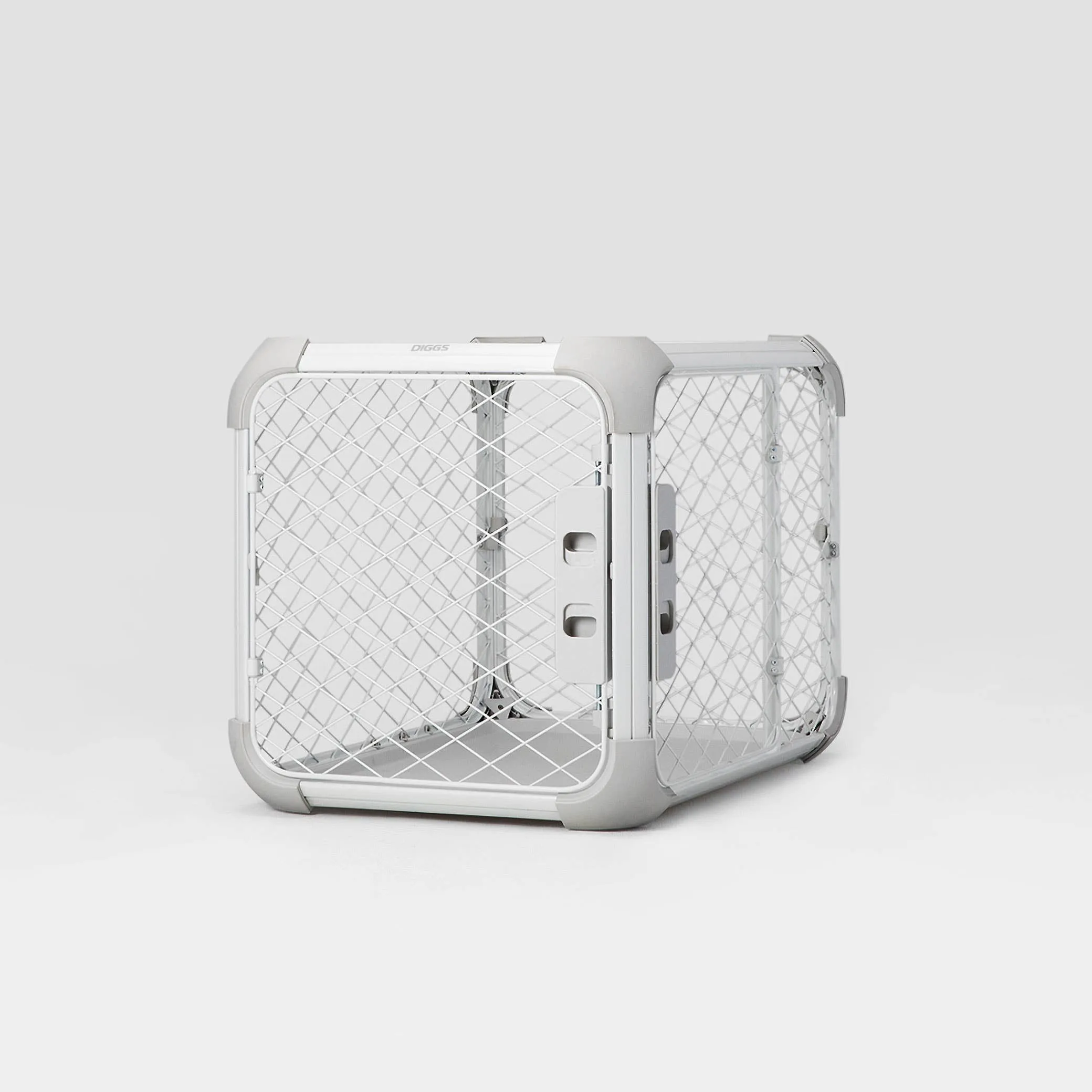Diggs - Evolv Dog Crate