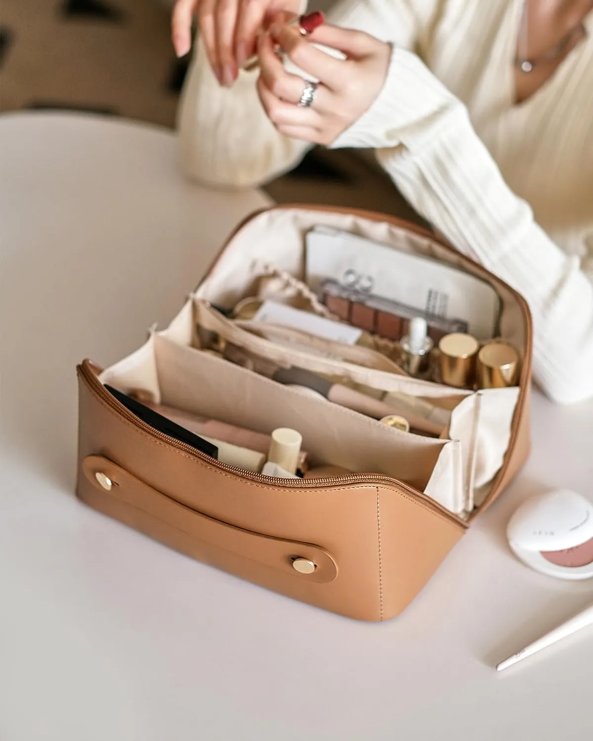 EACHY Travel Makeup Bag, Large Capacity Cosmetic Bags for Women, Waterproof Portable Open Flat Toiletry Bag Make up Bag with Divider and Handle, Gifts for Women (Large-Brown, Large)
