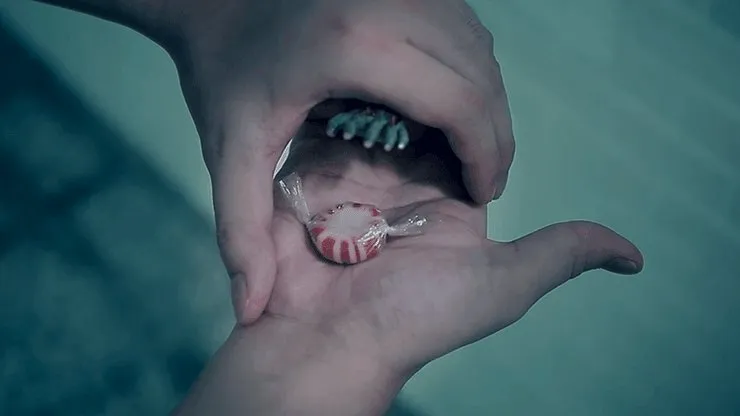 Hanson Chien Presents ZOMBIE HAND by Hanson Chien & Bob Farmer