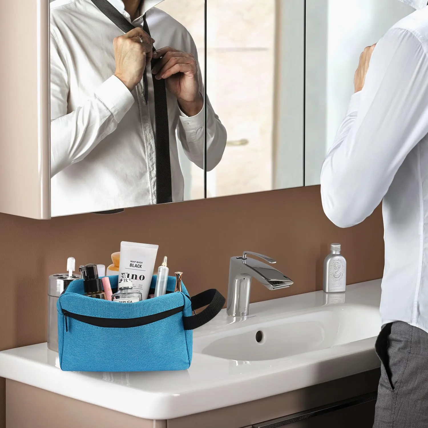 Icramsy Travel Toiletry bag Toiletry bag for women men Hanging Cosmetic bag Travel accessories for Women Men (Lake blue)