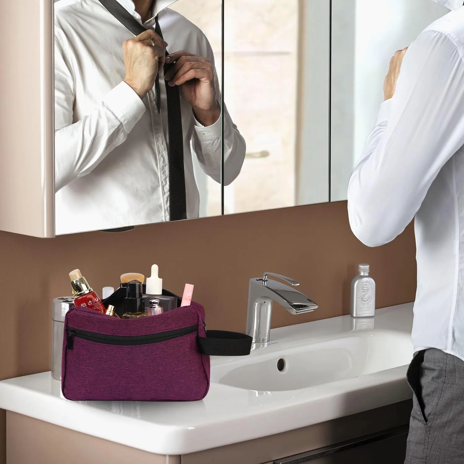 Icramsy Travel Toiletry bag Toiletry bag for women men Hanging Cosmetic bag Travel accessories Gift for Women Men (Deep purple)