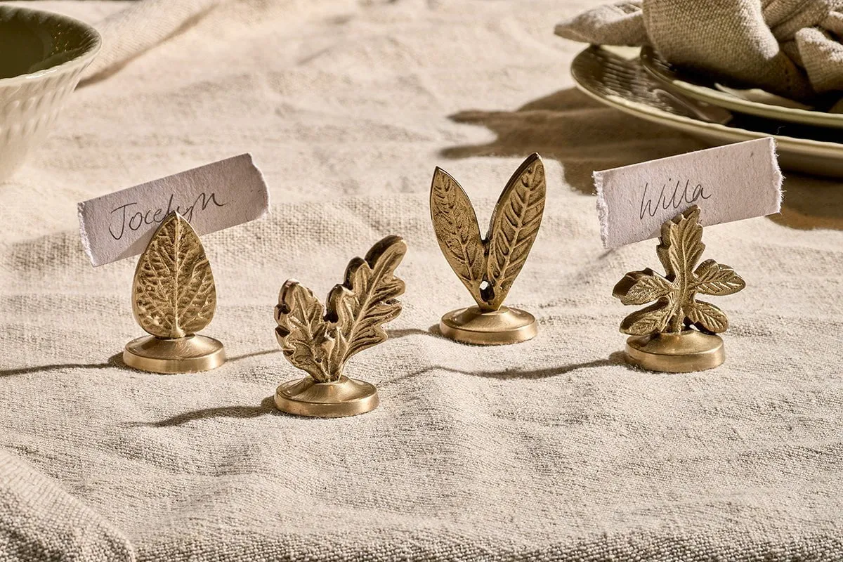Leaf Brass Place Card Holders (Set of 4)