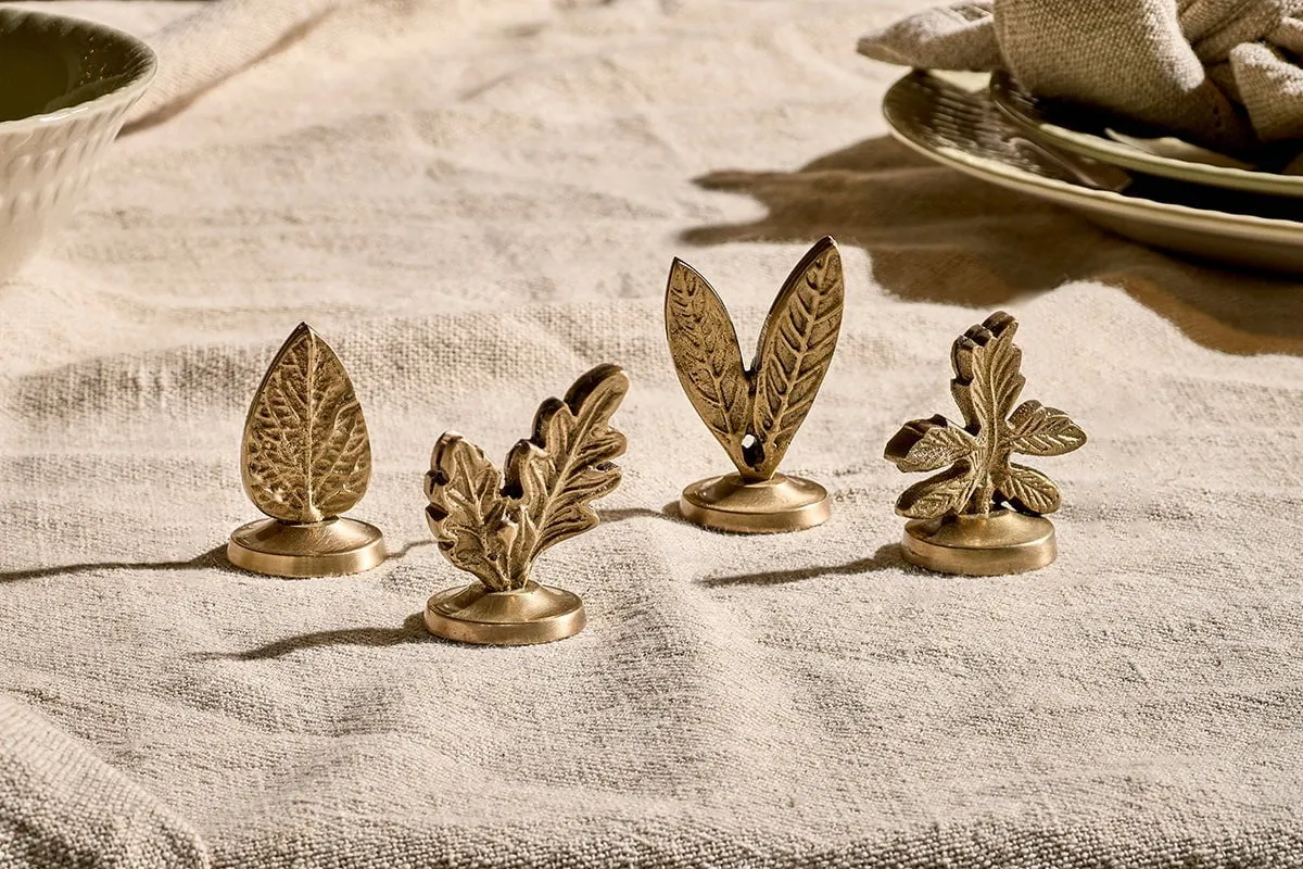 Leaf Brass Place Card Holders (Set of 4)