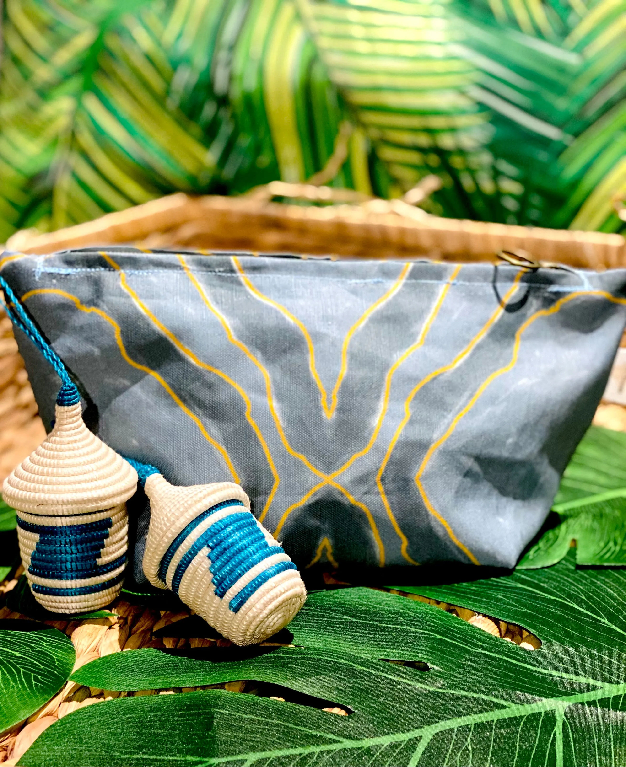 MEANDER ~ POSH POUCHES