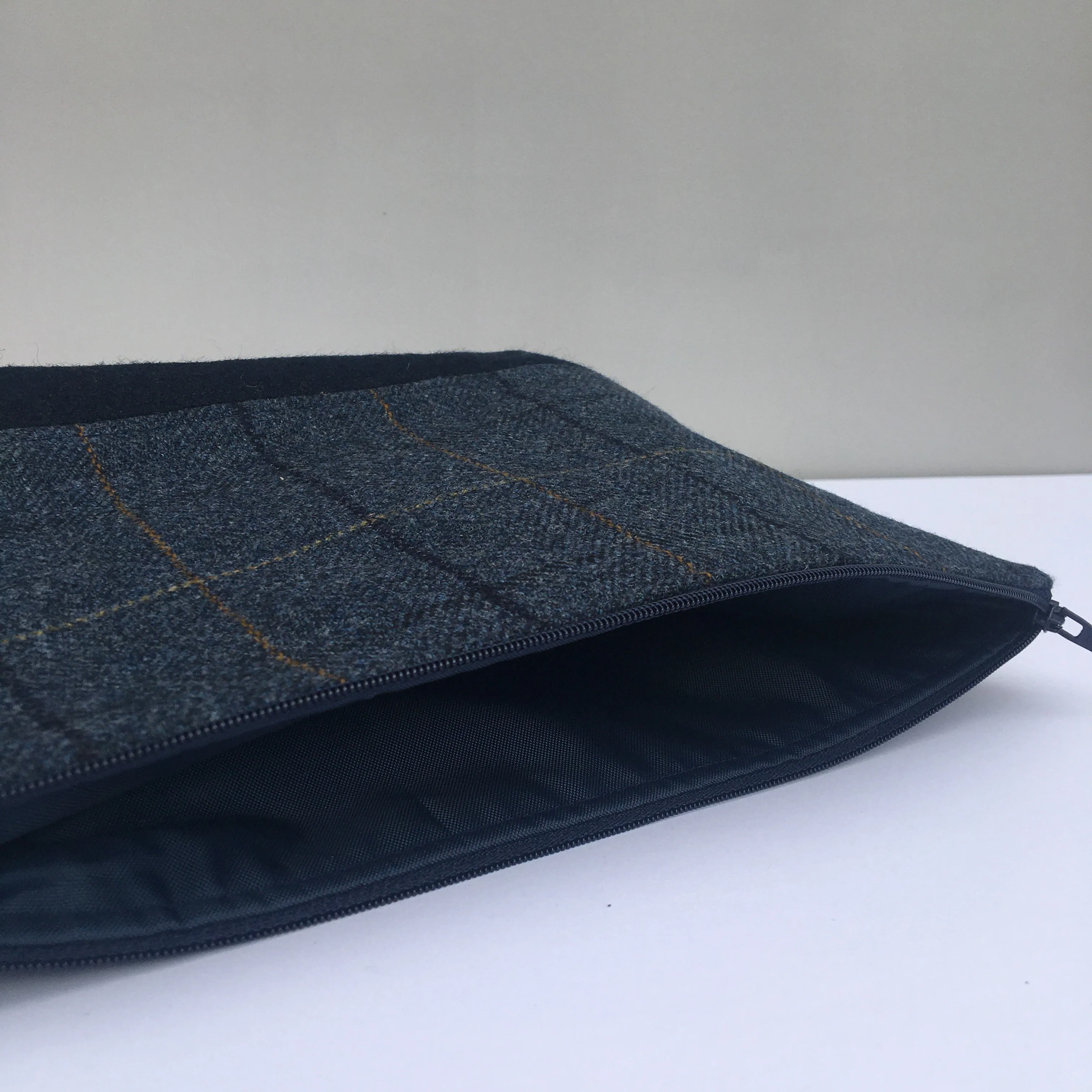 Navy Split Pouch