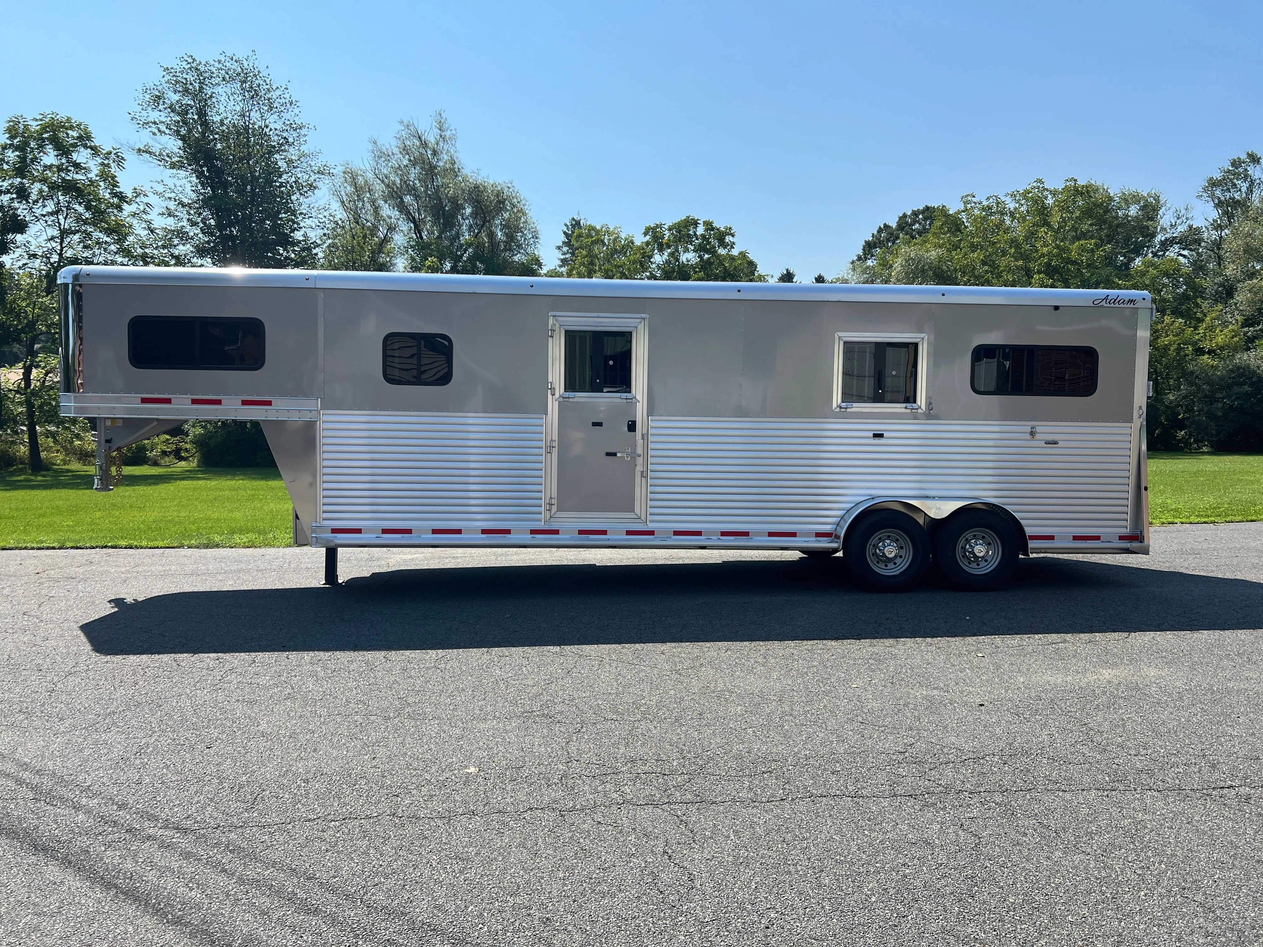 New 2025 Adam Pro-Classic Model GS152 (2 1) All Aluminum Gooseneck Straight Load Trailer with Dressing Room