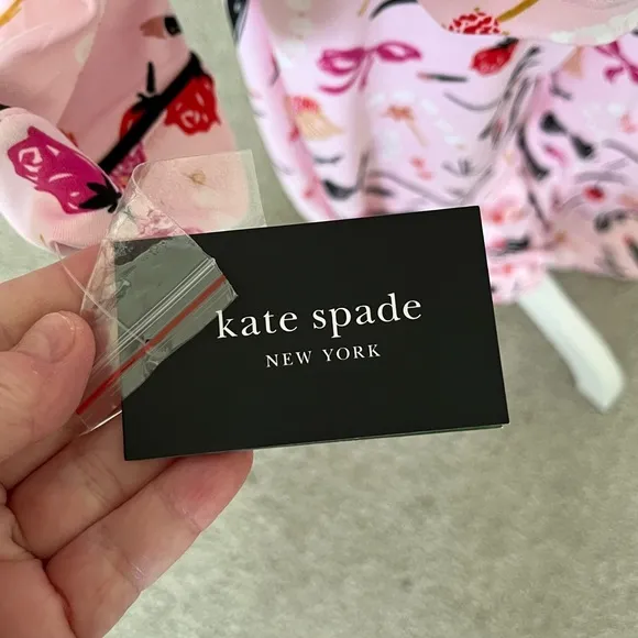 NWT Kate Spade 2 Piece Pajama Set with Cosmetic Design Size XL.