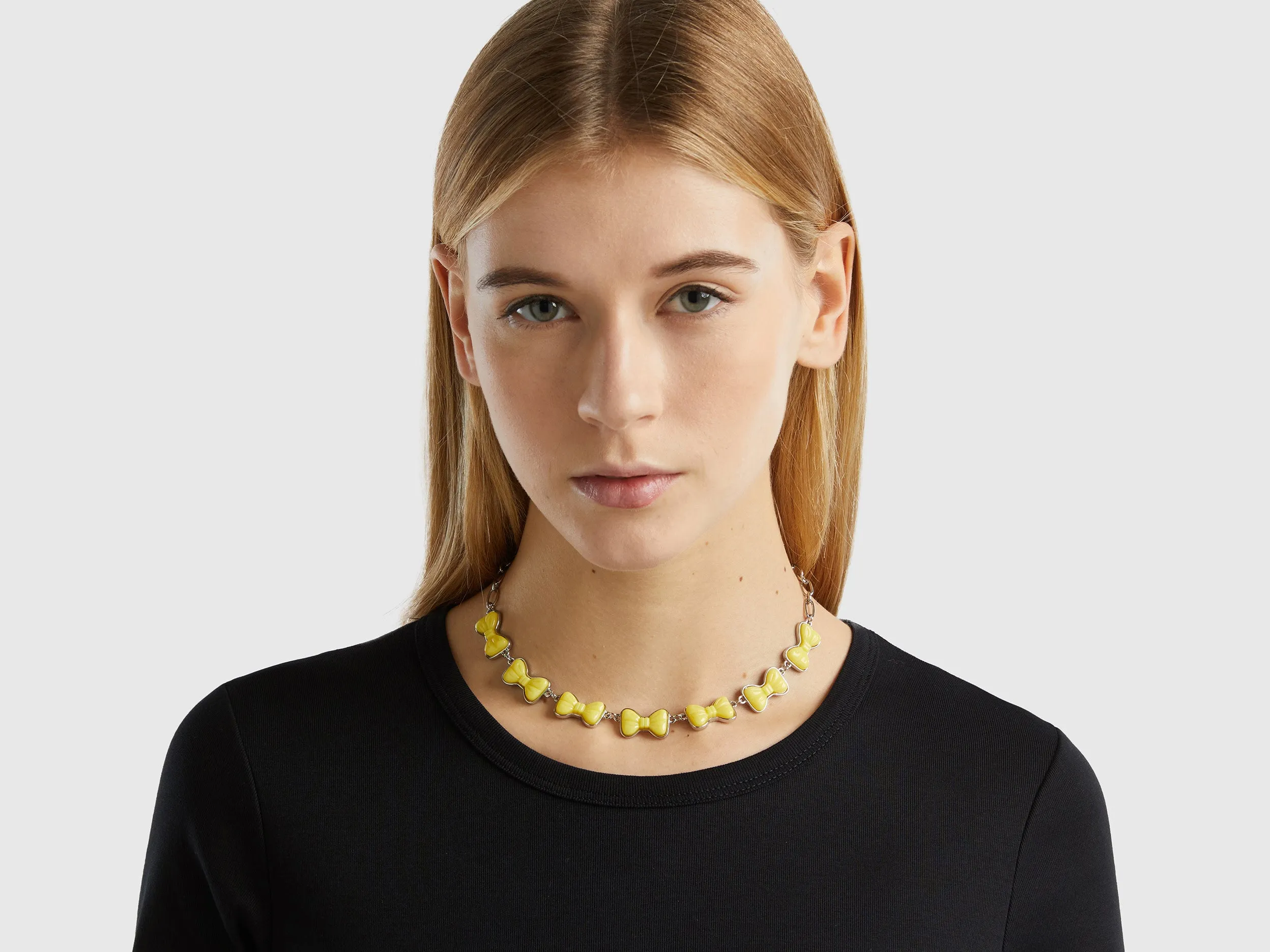 Patterned Clasp Necklace