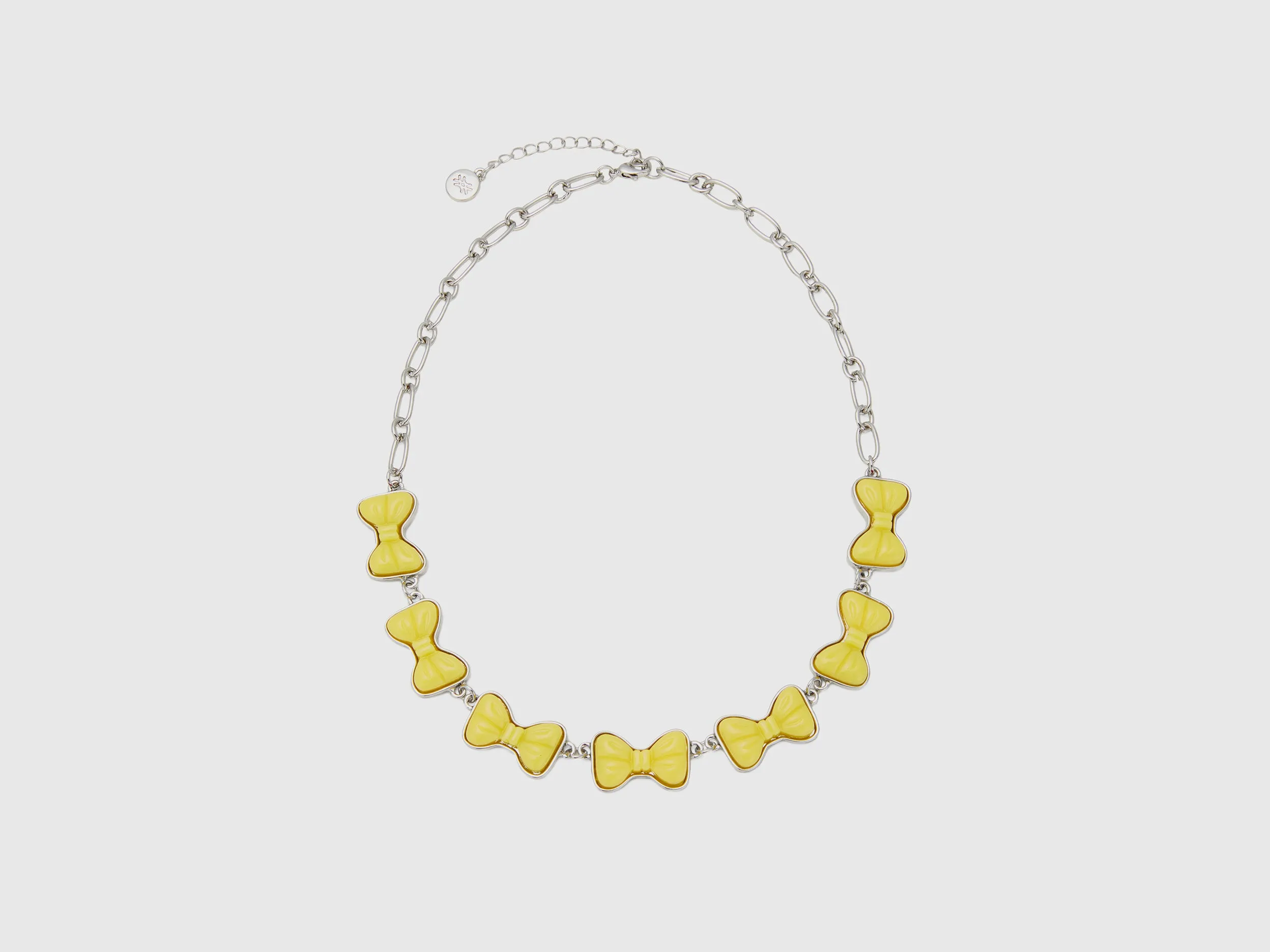 Patterned Clasp Necklace