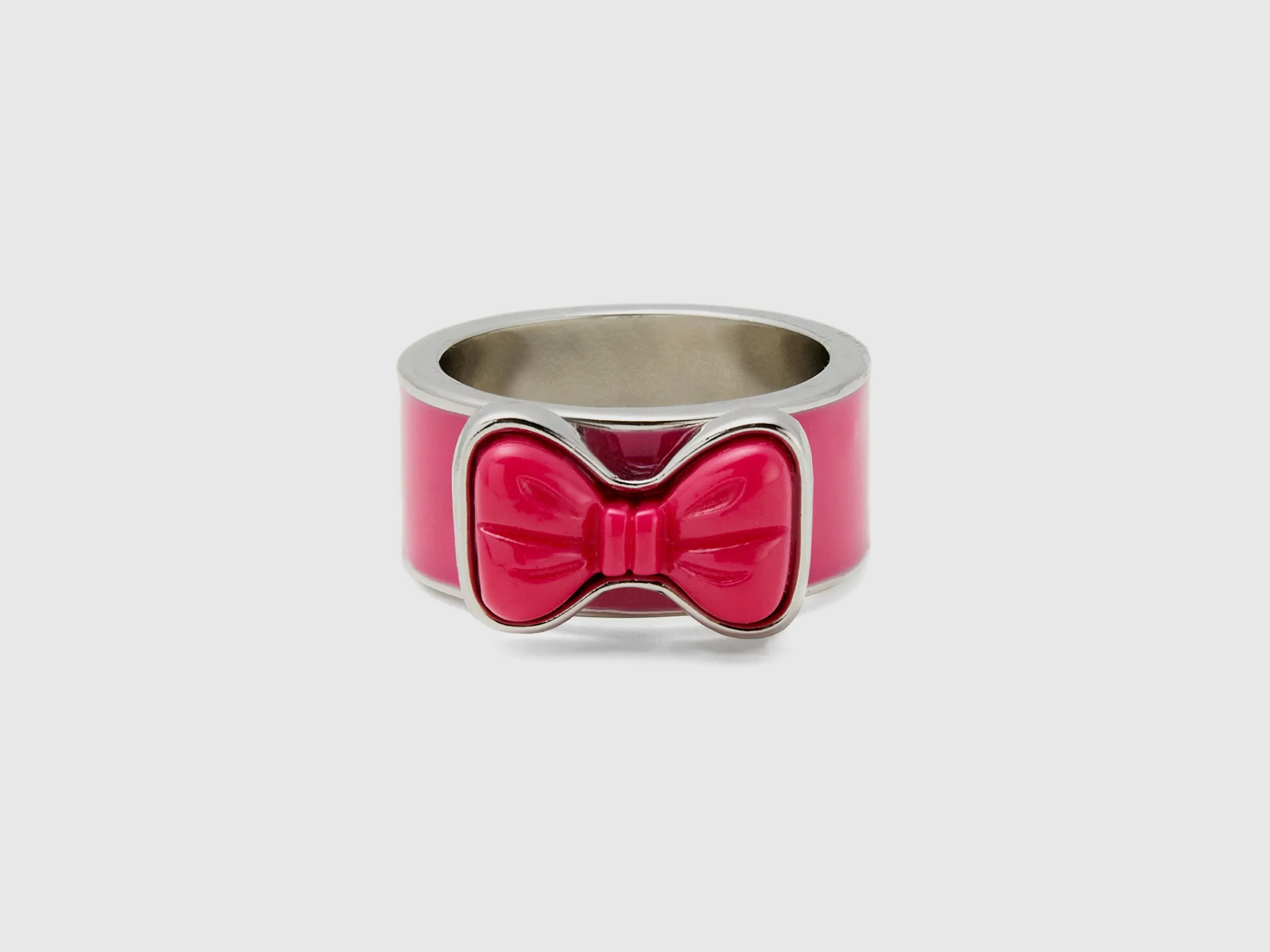 Patterned Ring