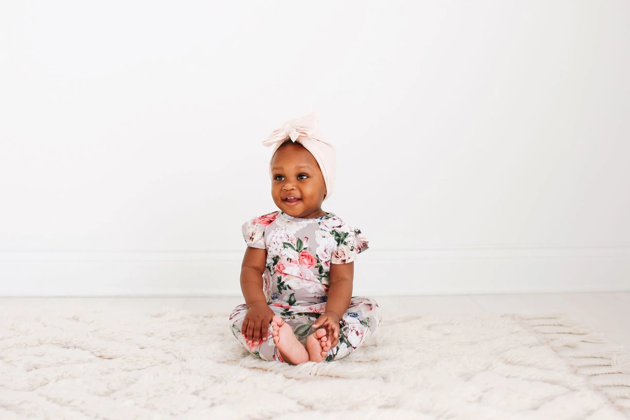 Posh Peanut Cassie Ruffled Capsleeve Basic Romper