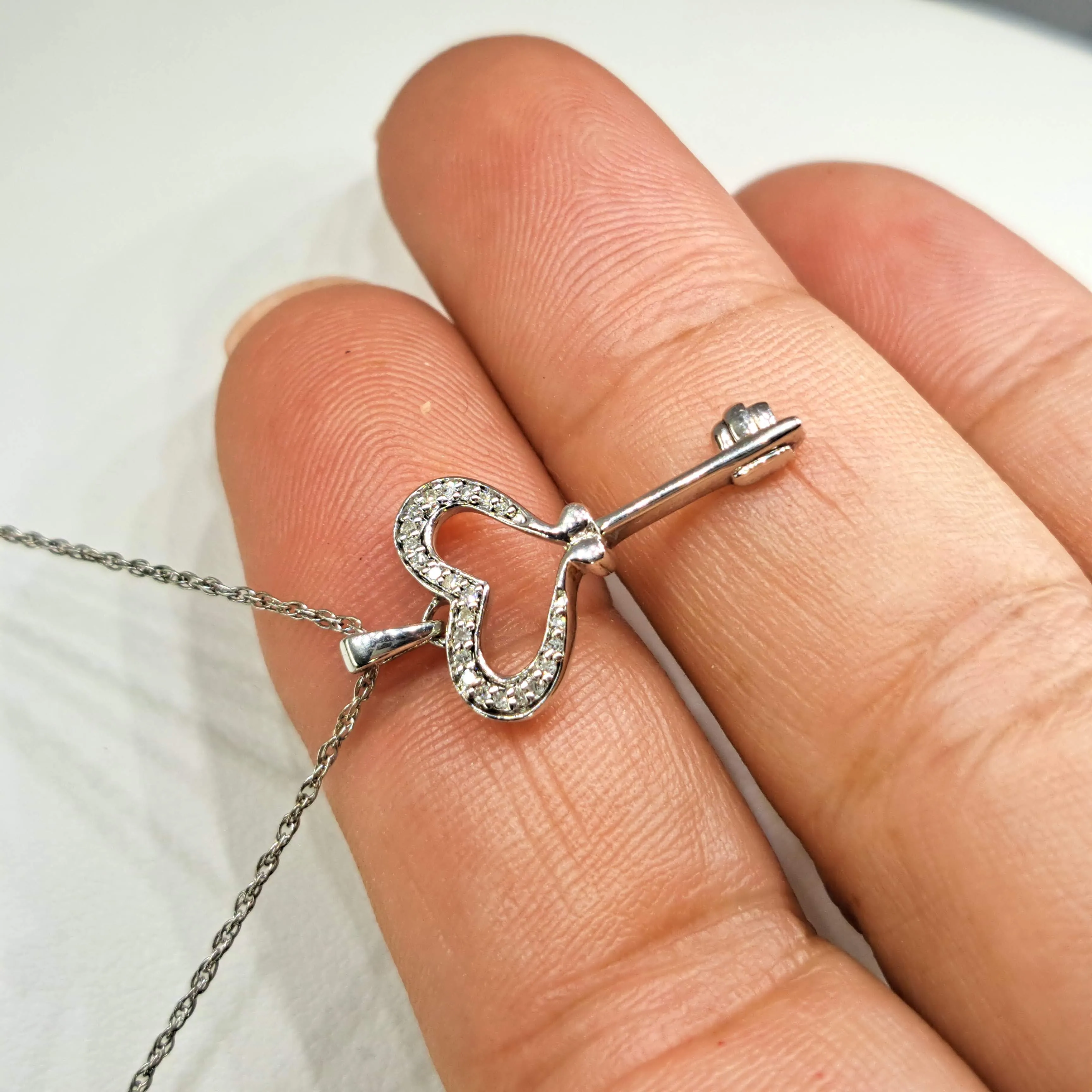 "Key To My Heart" 18" Necklace - Diamond, Anti-tarnish Sterling