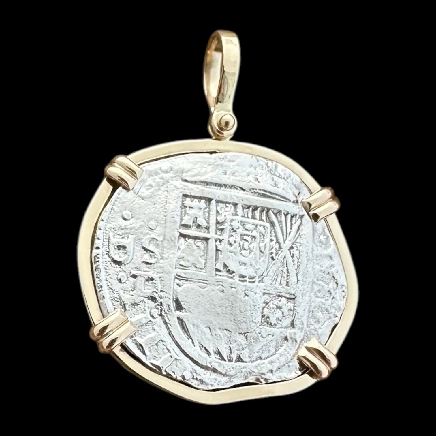 Sao Jose Shipwreck Coin Pendant in 14k #05SJ-000136