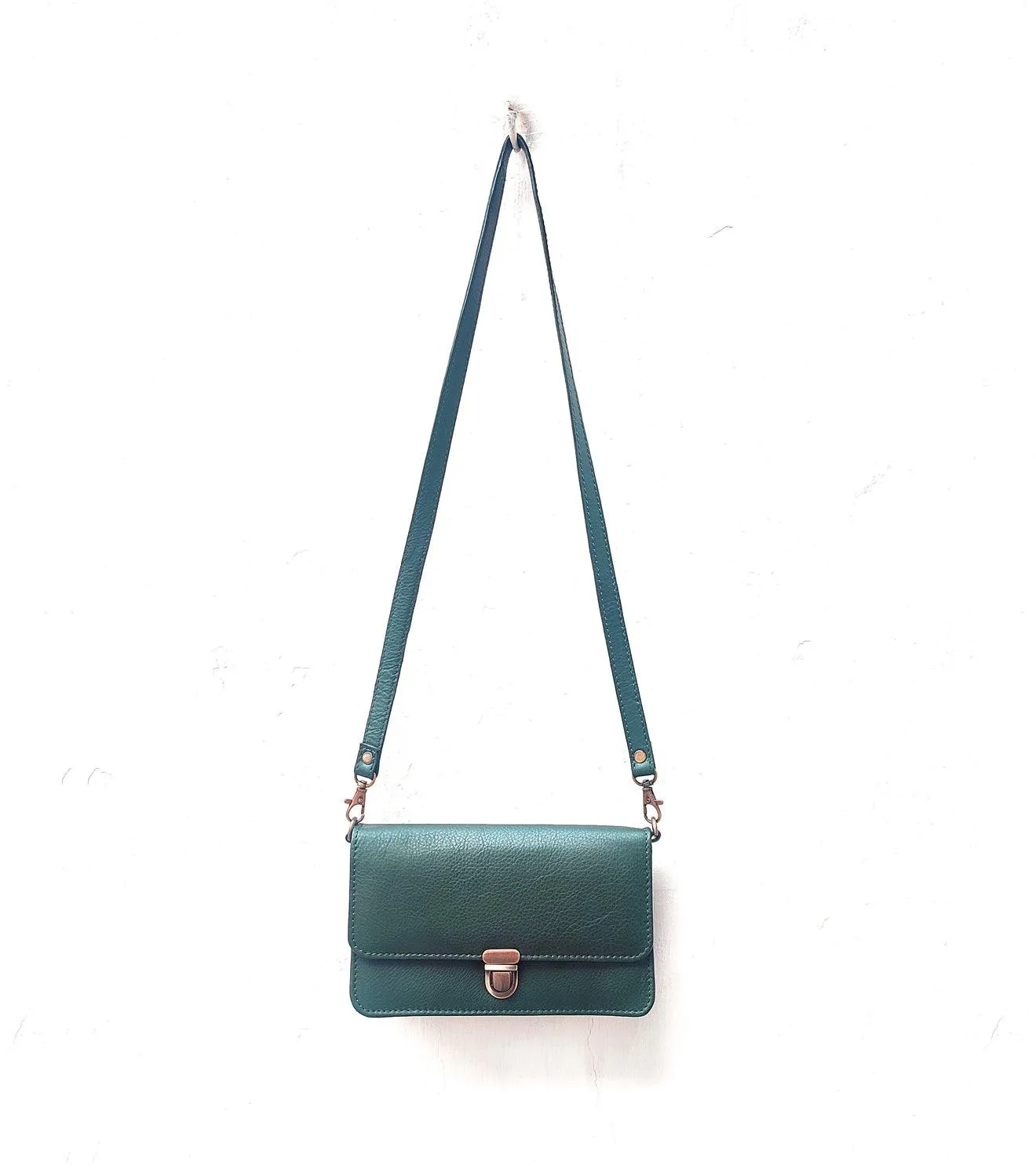 Shamrock crossbody wallet