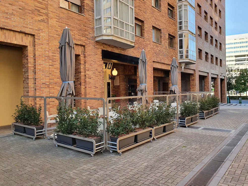 Siena Mobile Planter Divider