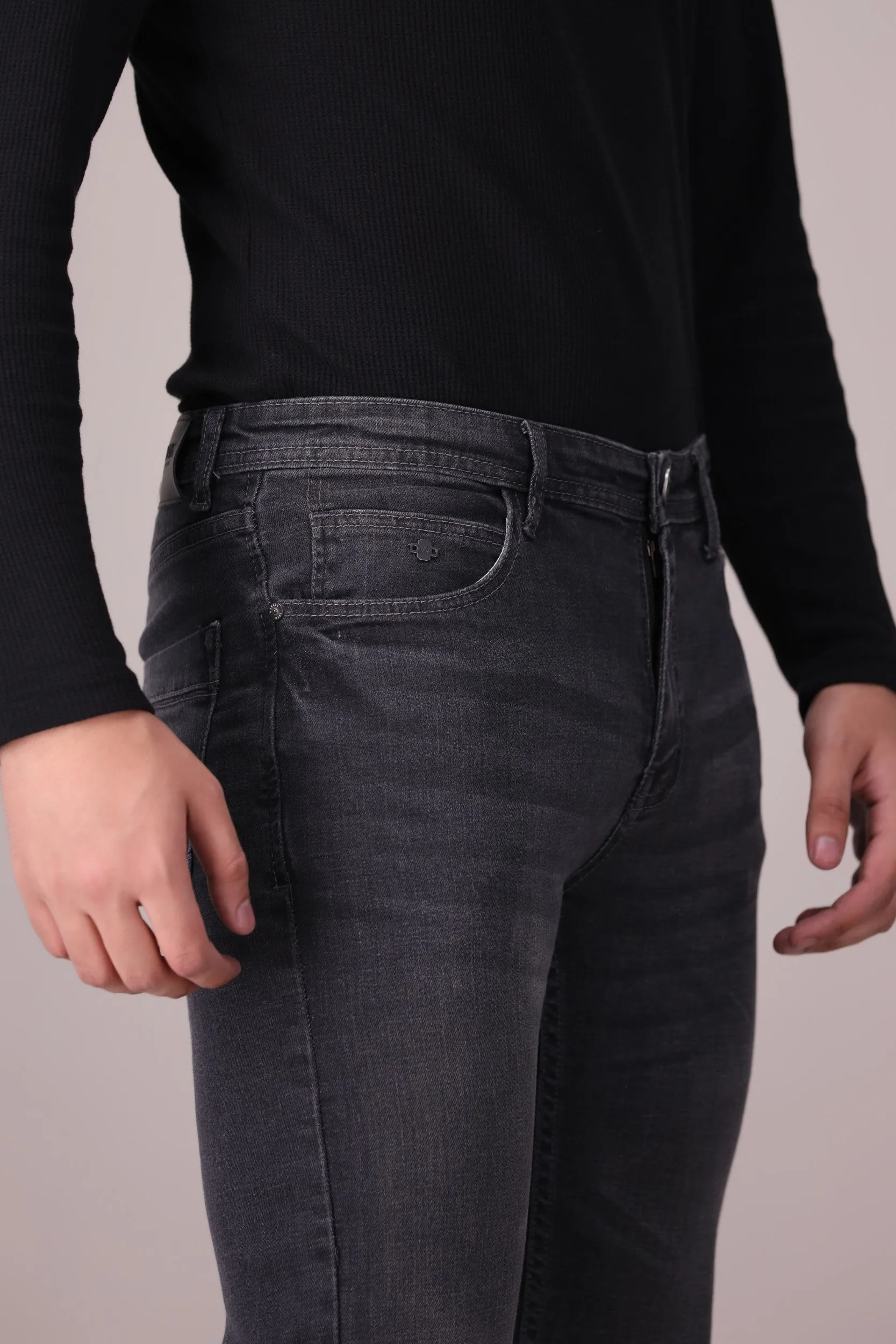SLIM-FIT STRETCH JEANS