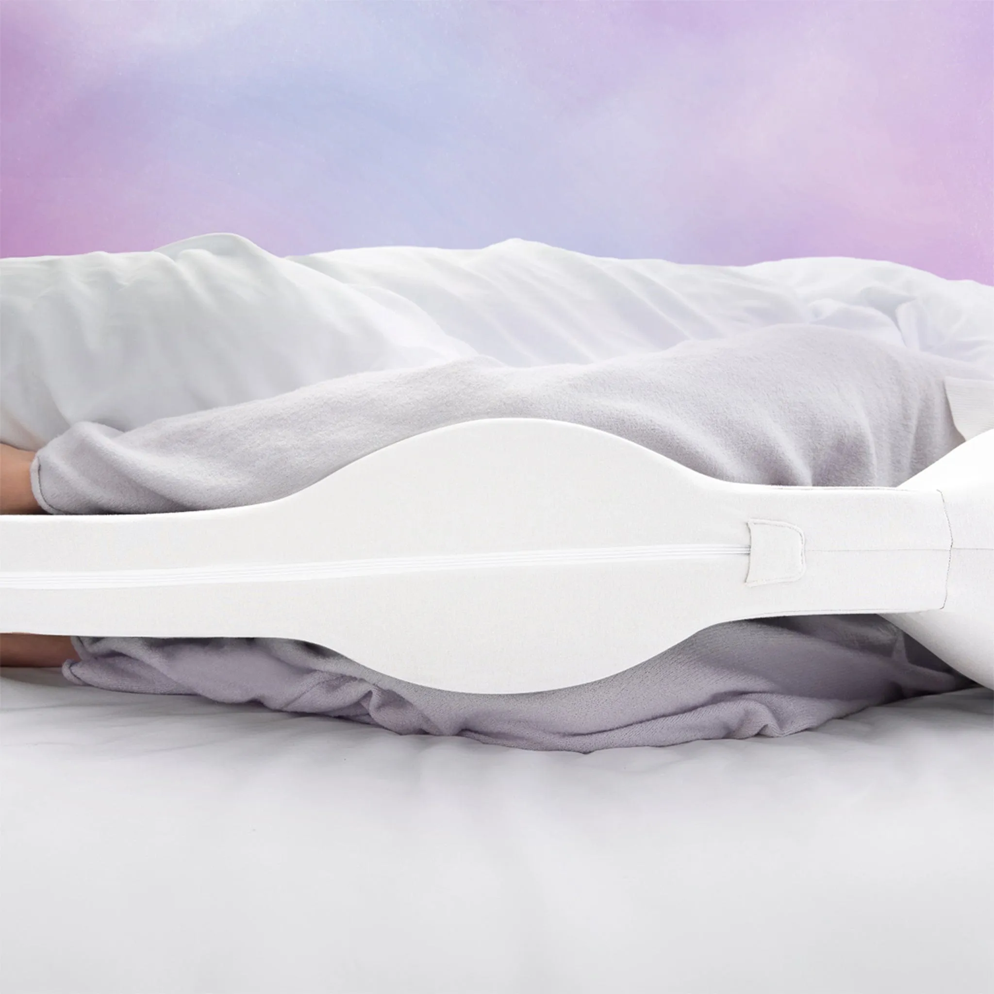 SnüzCurve Pregnancy Pillow in White