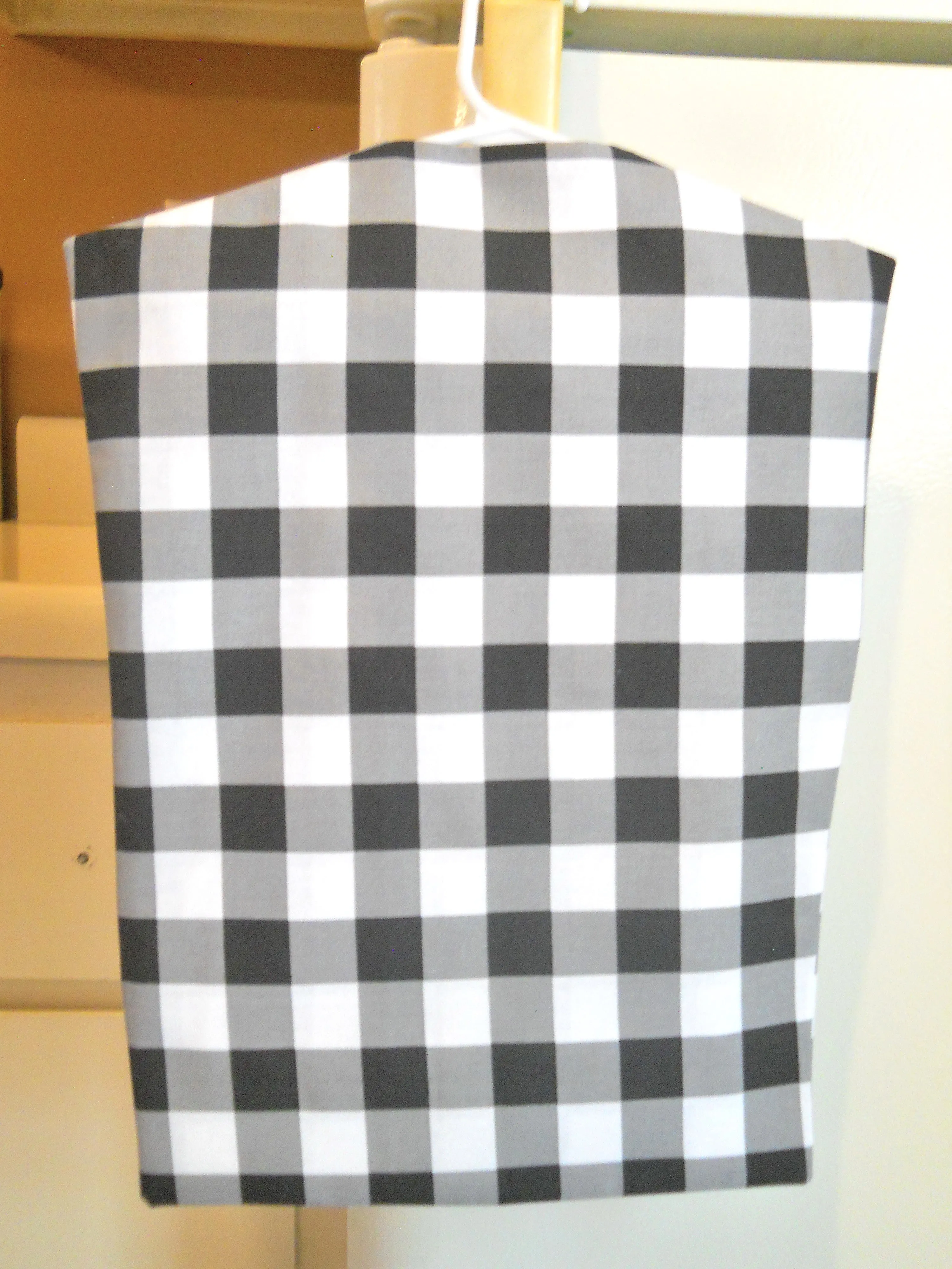 Vintage Style Clothespin Bag with Black and White Buffalo Checks